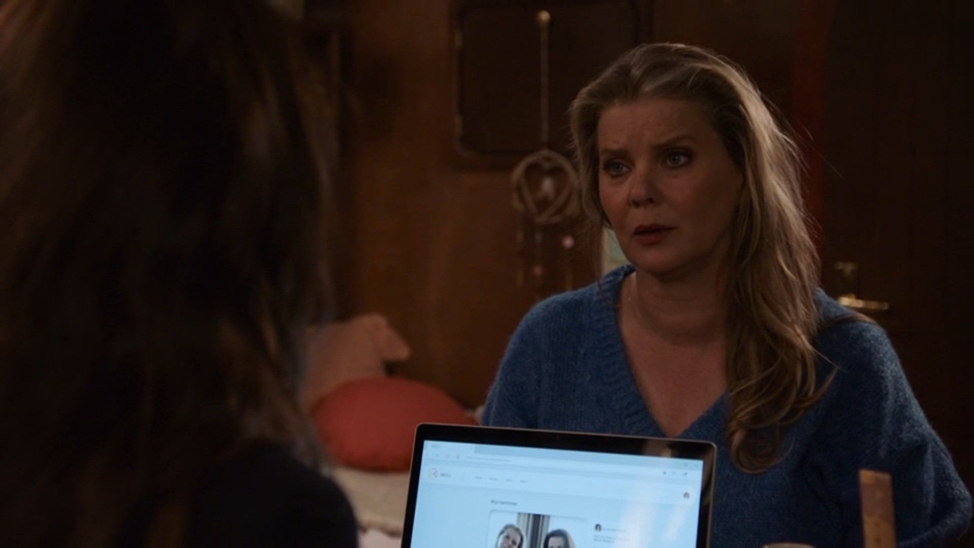 Linda heeft het moeilijk met de zoektocht naar Simons kind.